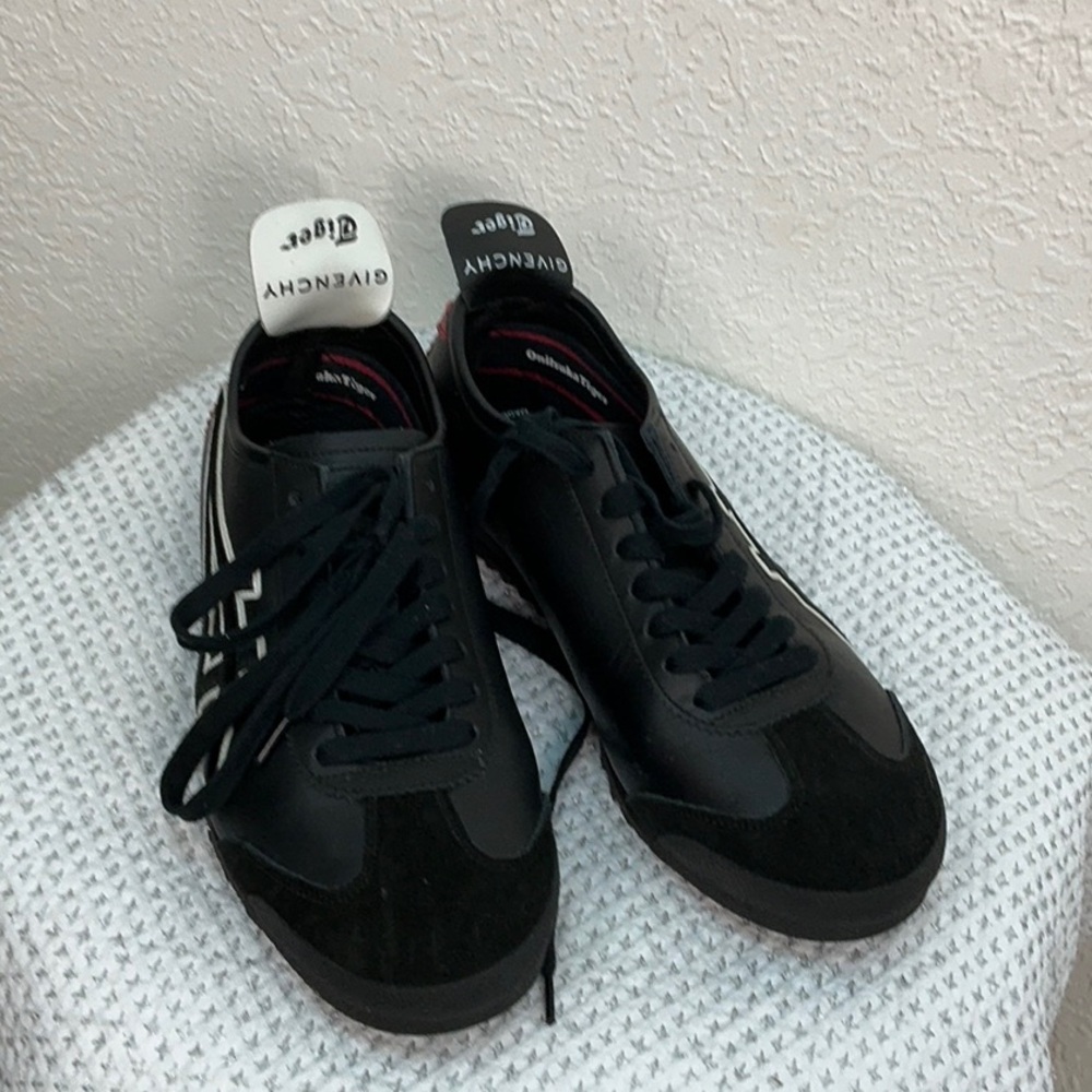 Givenchy Black Sneakers Onitsuka Tiger RARE Design Brand New Men size 7 women 9